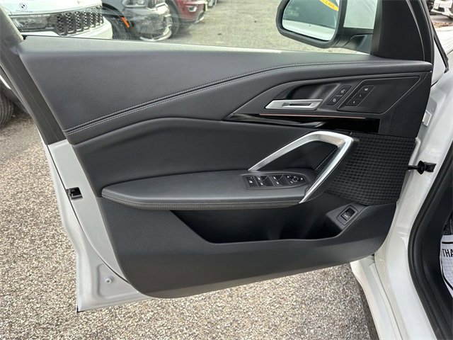 Used 2025 BMW X1 xDrive28i image 13