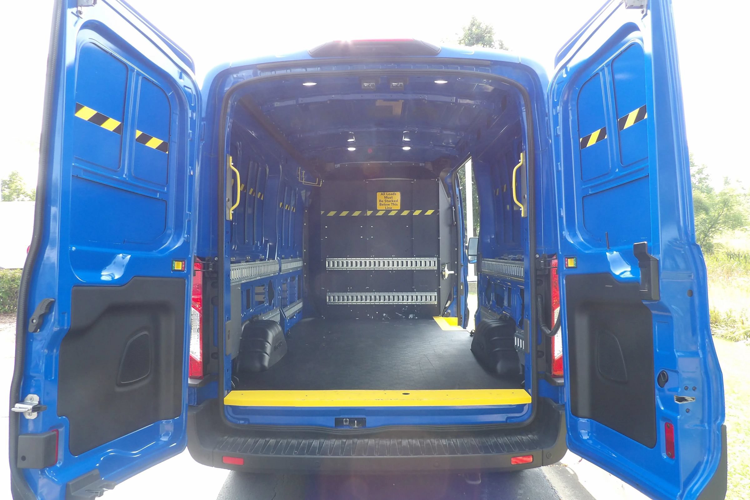 Used 2020 Ford Transit 250 Medium Roof RWD image 11