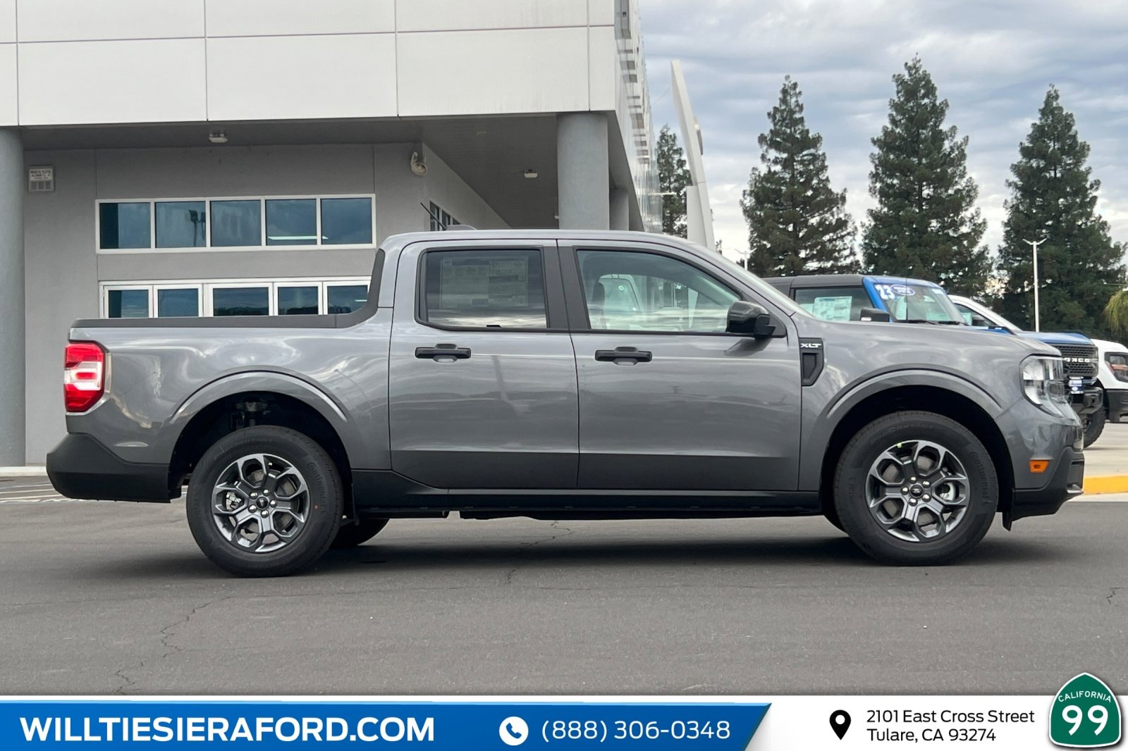 New 2025 Ford Maverick XLT w/ Equipment Group 301A image 5