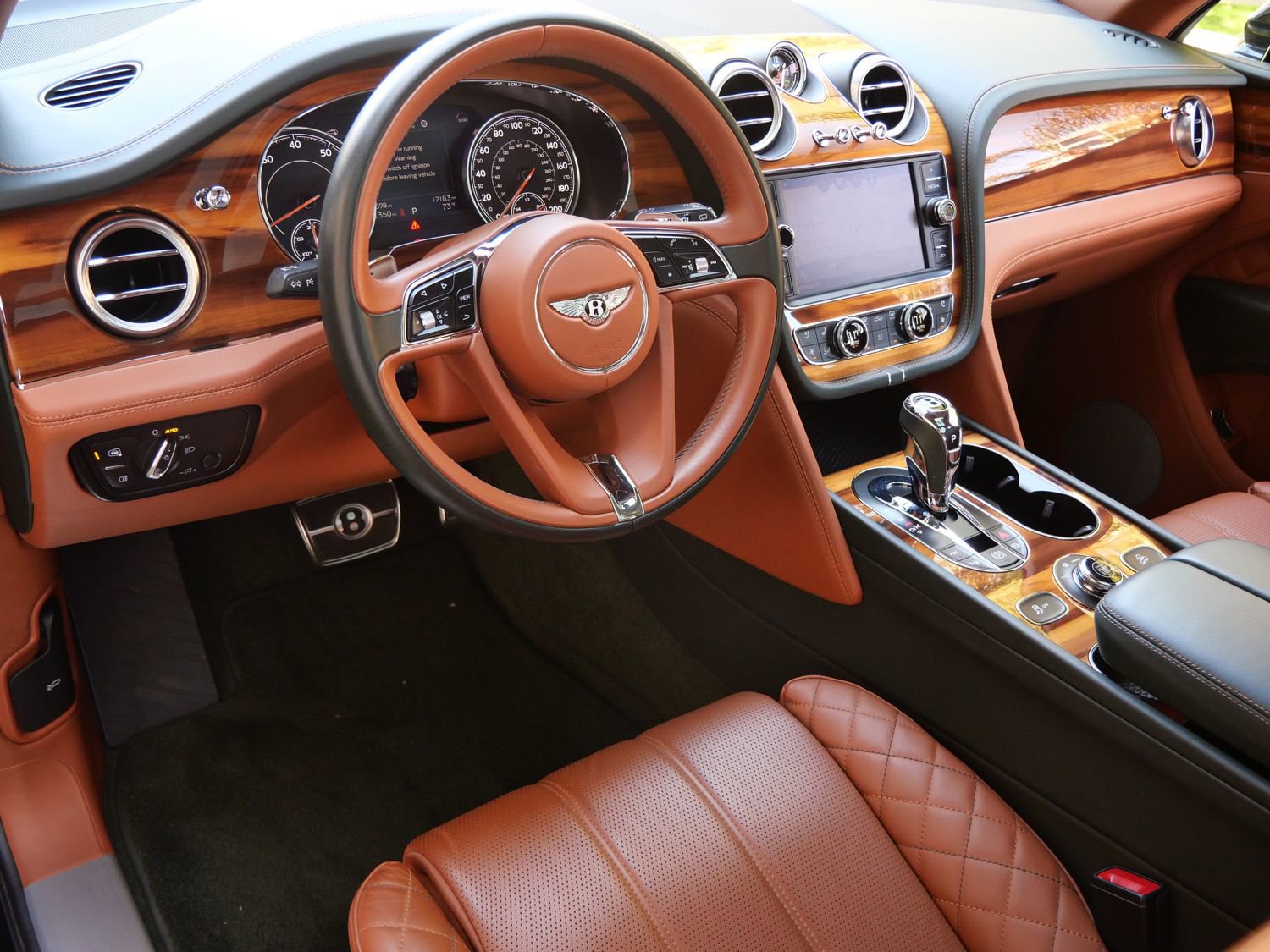 Used 2020 Bentley Bentayga image 12