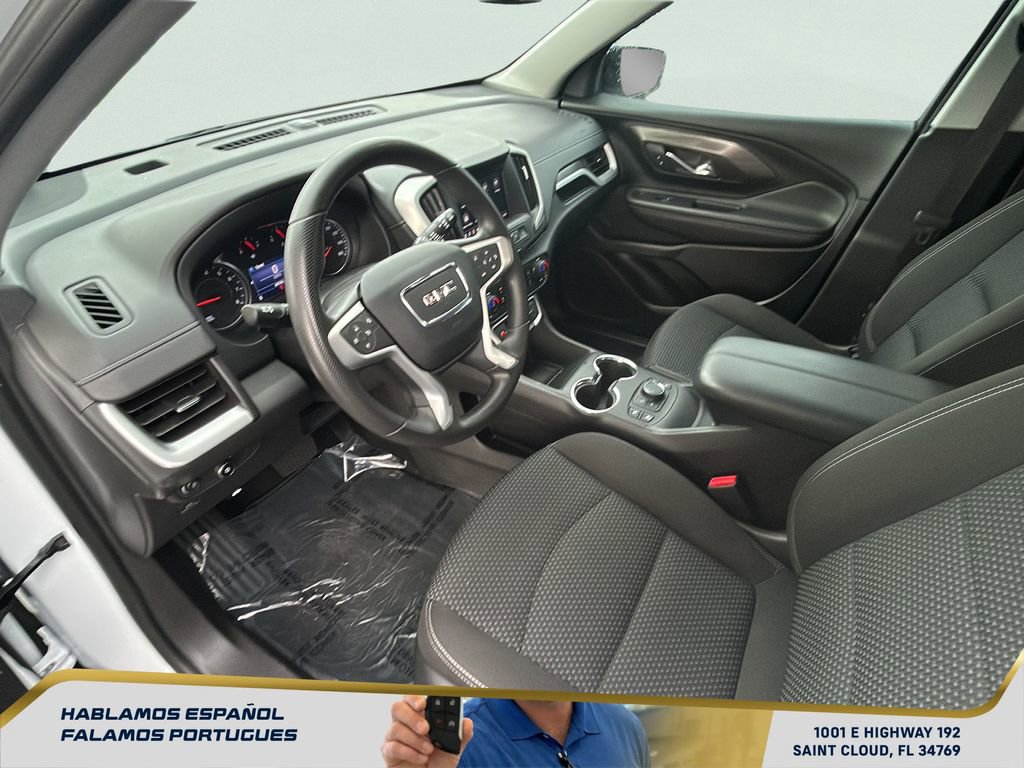 Used 2023 GMC Terrain SLE w/ Driver Convenience Package image 17