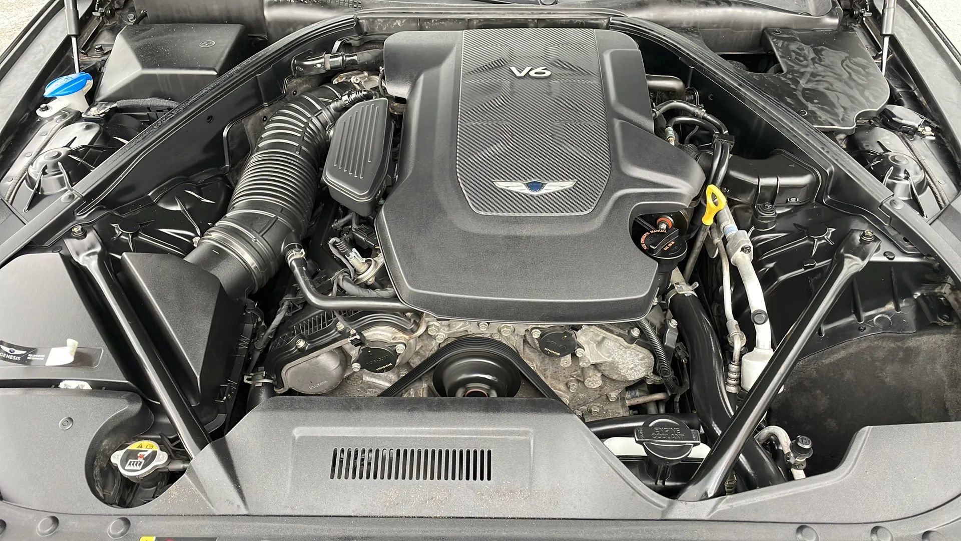 Used 2018 Genesis G80 3.8 RWD image 34