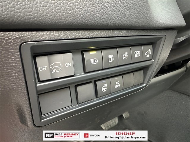 Used 2025 Toyota Sequoia Limited image 21