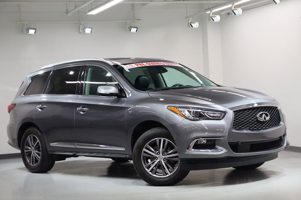 Used 2019 INFINITI QX60 Luxe w/ Essential Package AWD/4WD image 7