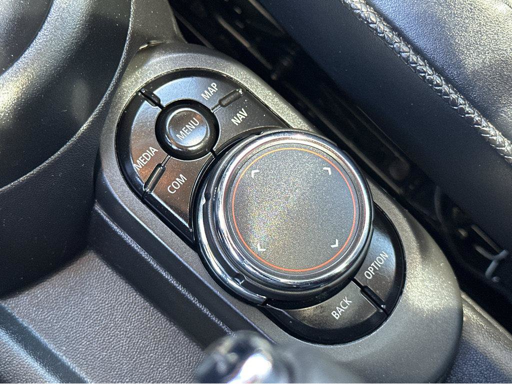 Used 2019 MINI Cooper S w/ Storage Package FWD image 28