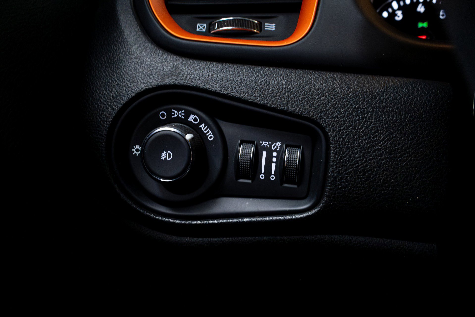 Used 2020 Jeep Renegade Sport image 57