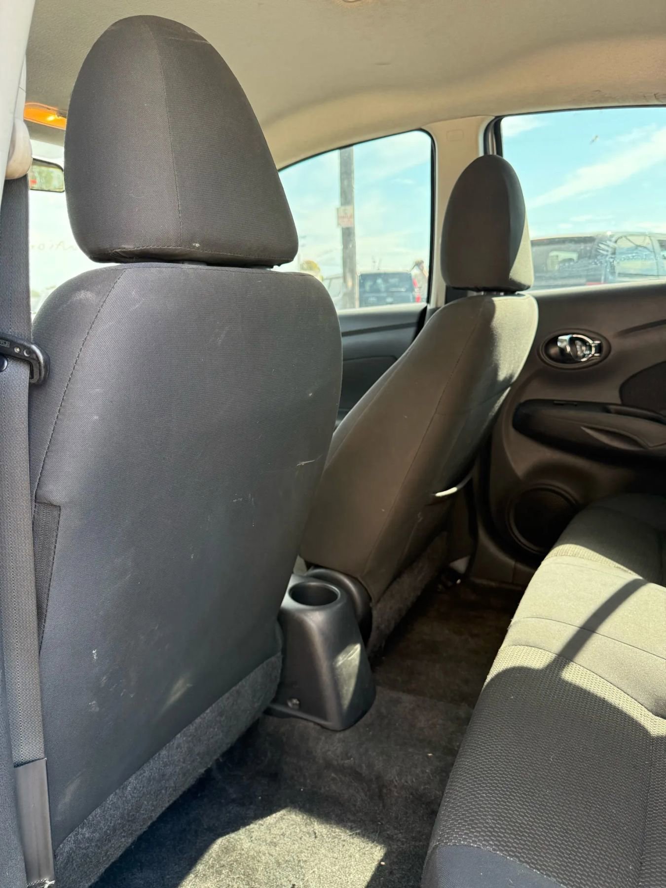 Used 2012 Nissan Versa SL image 15