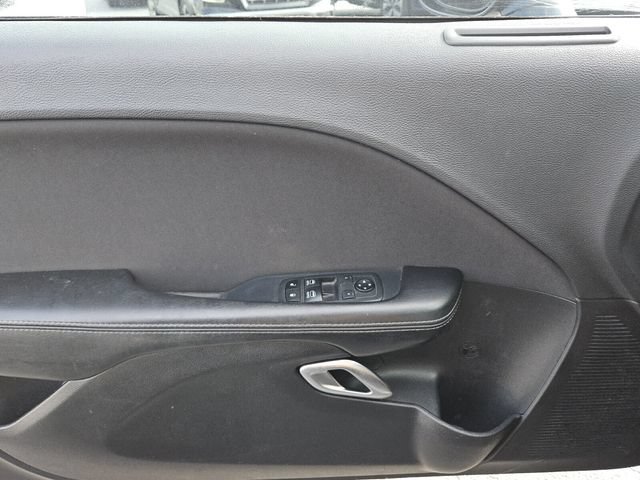 Used 2019 Dodge Challenger SXT RWD image 23