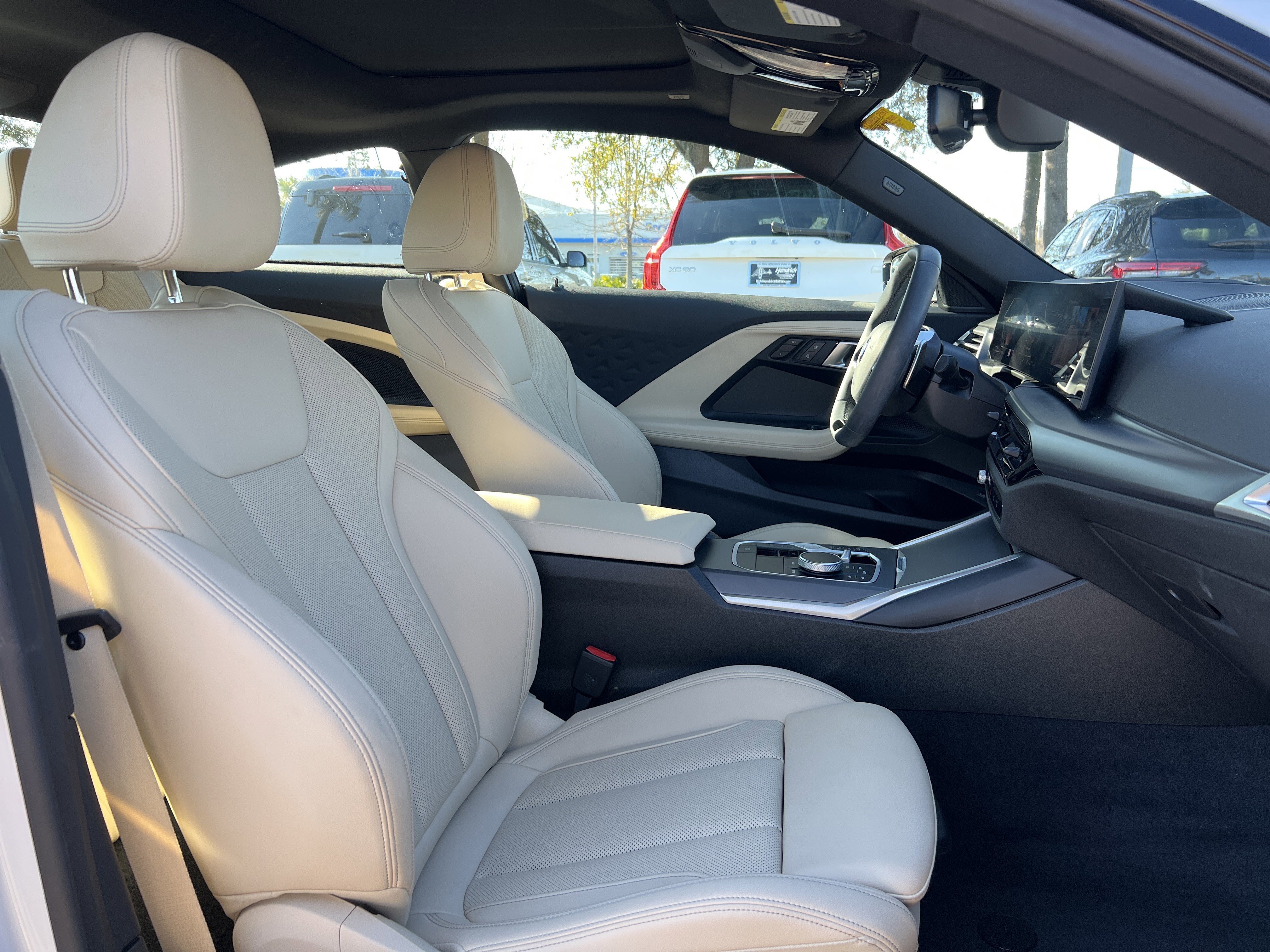 Certified 2025 BMW 230i Coupe image 33