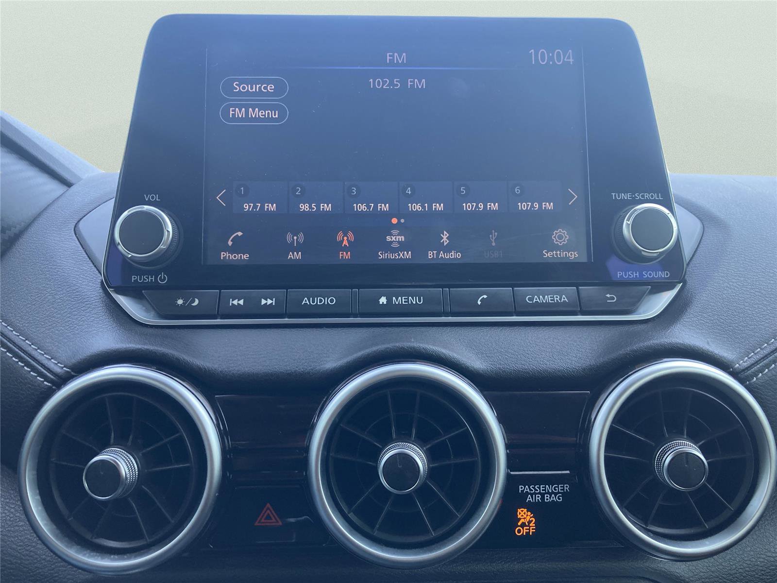 Used 2020 Nissan Sentra SV image 14