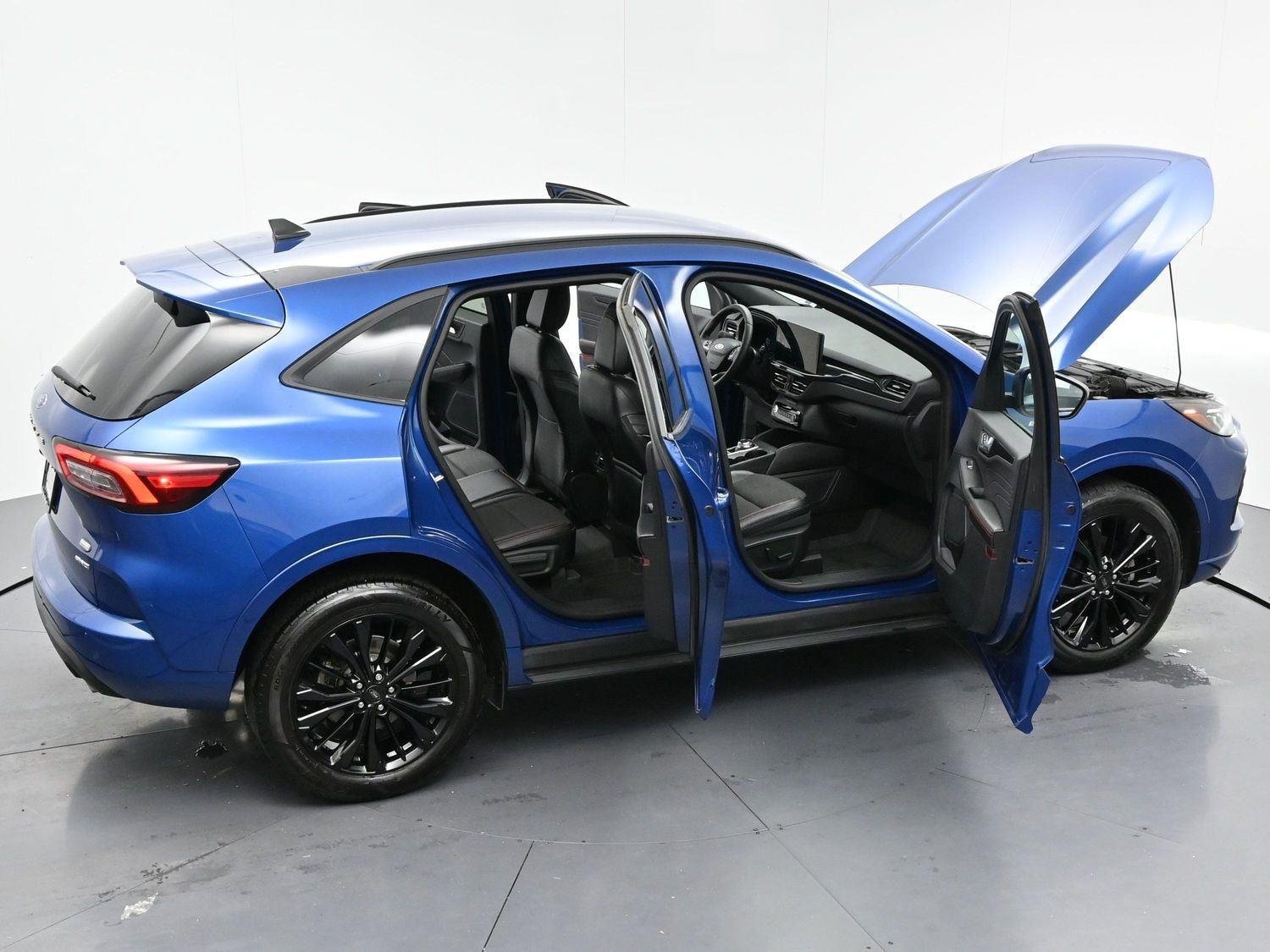 Used 2023 Ford Escape ST-Line Elite AWD/4WD image 38