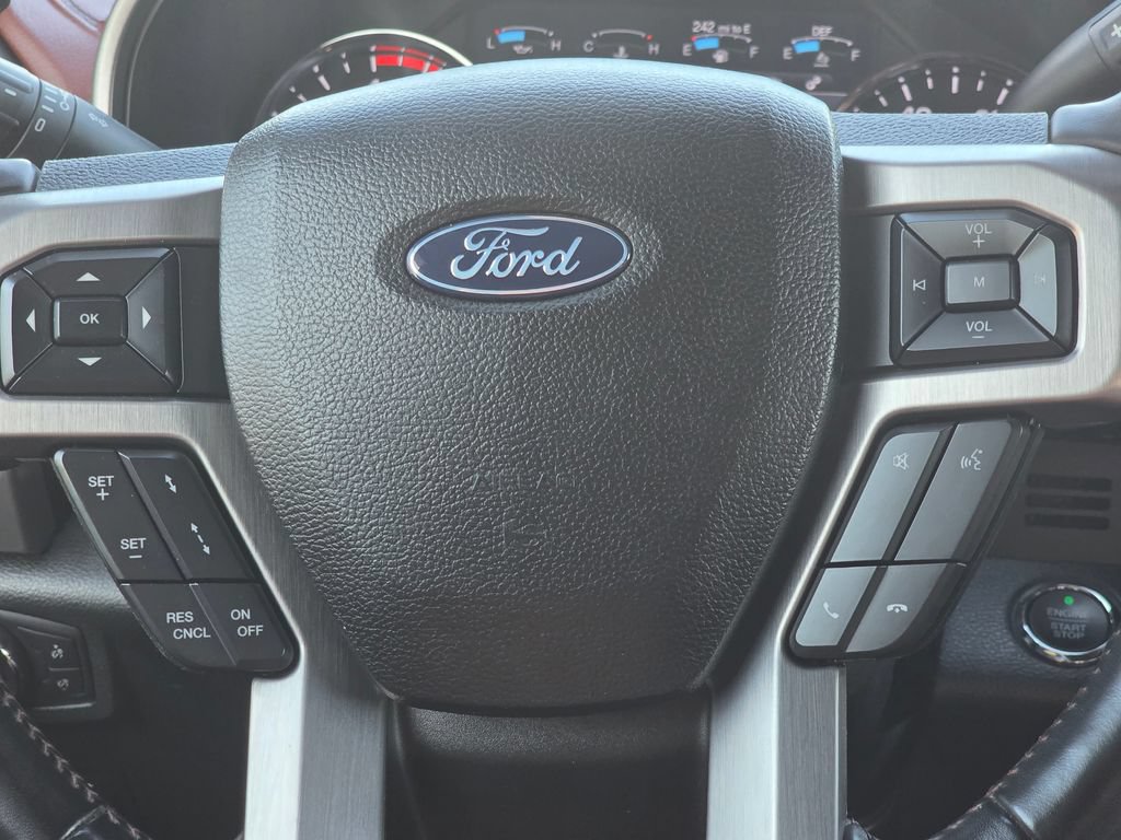 Used 2019 Ford F250 Platinum w/ Platinum Ultimate Package AWD/4WD image 17