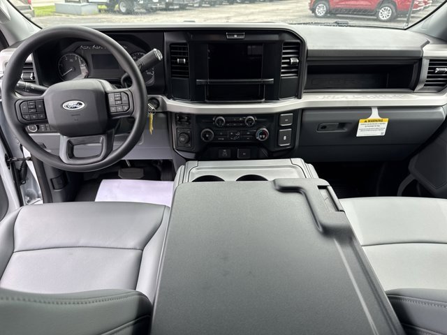 New 2025 Ford F350 XL w/ XL Chrome Package image 13