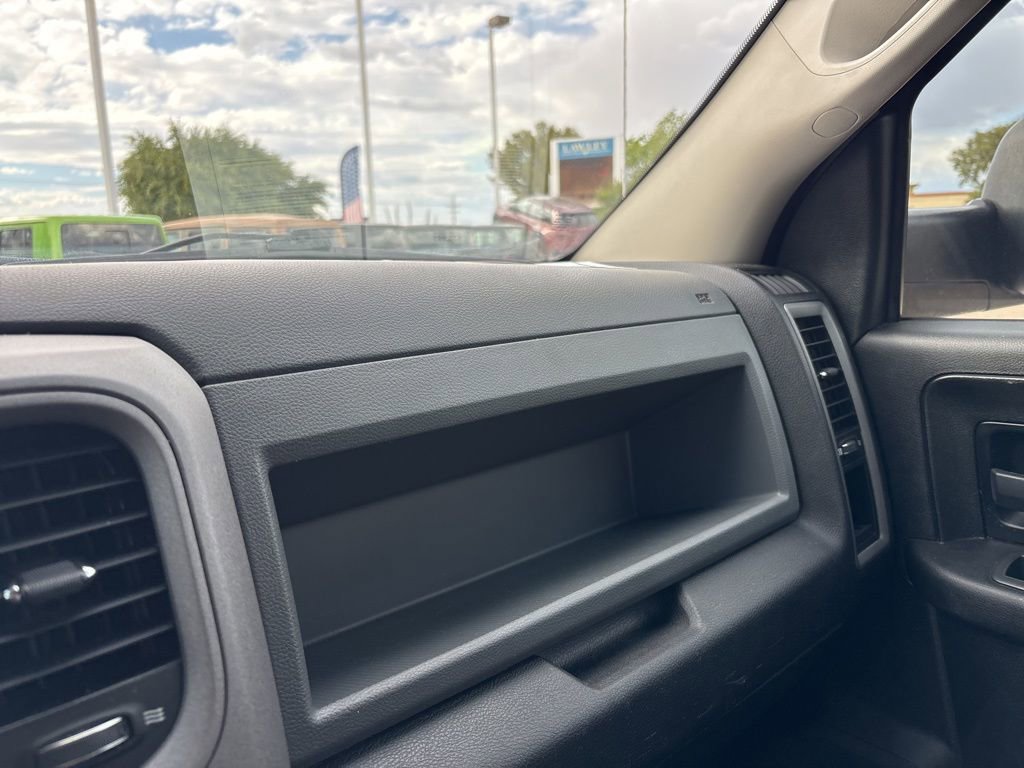 Used 2018 RAM 2500 Tradesman w/ Chrome Appearance Group image 34