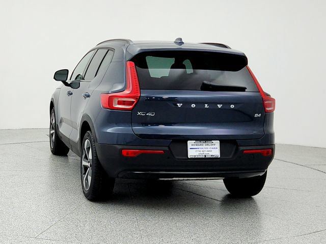 New 2026 Volvo XC40 B4 Plus w/ Climate Package FWD image 6