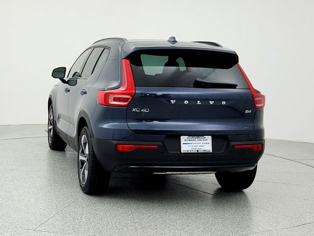 New 2026 Volvo XC40 B4 Plus w/ Climate Package image 6