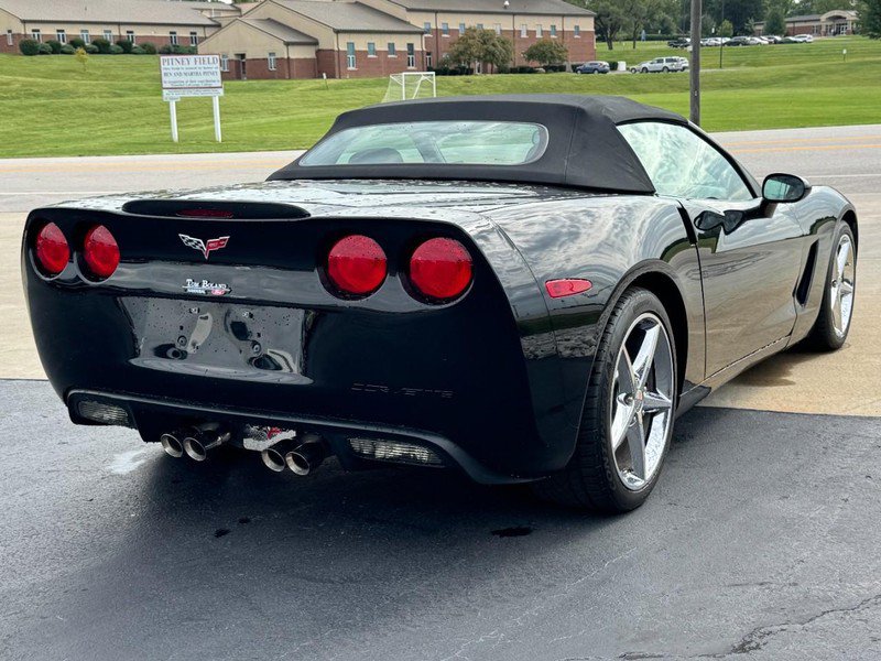 Used 2013 Chevrolet Corvette Convertible w/ 3LT Preferred Equipment Group RWD image 3