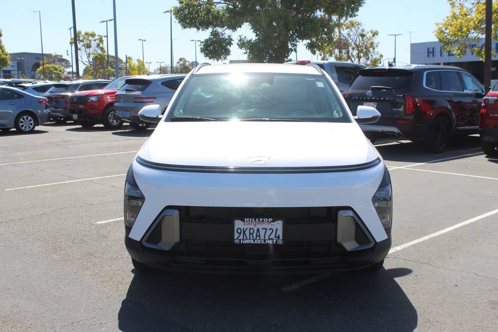 Used 2024 Hyundai Kona SEL FWD image 4