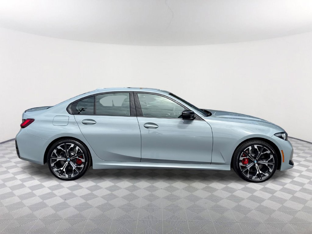 New 2026 BMW 330i Sedan w/ M Sport Package RWD image 3