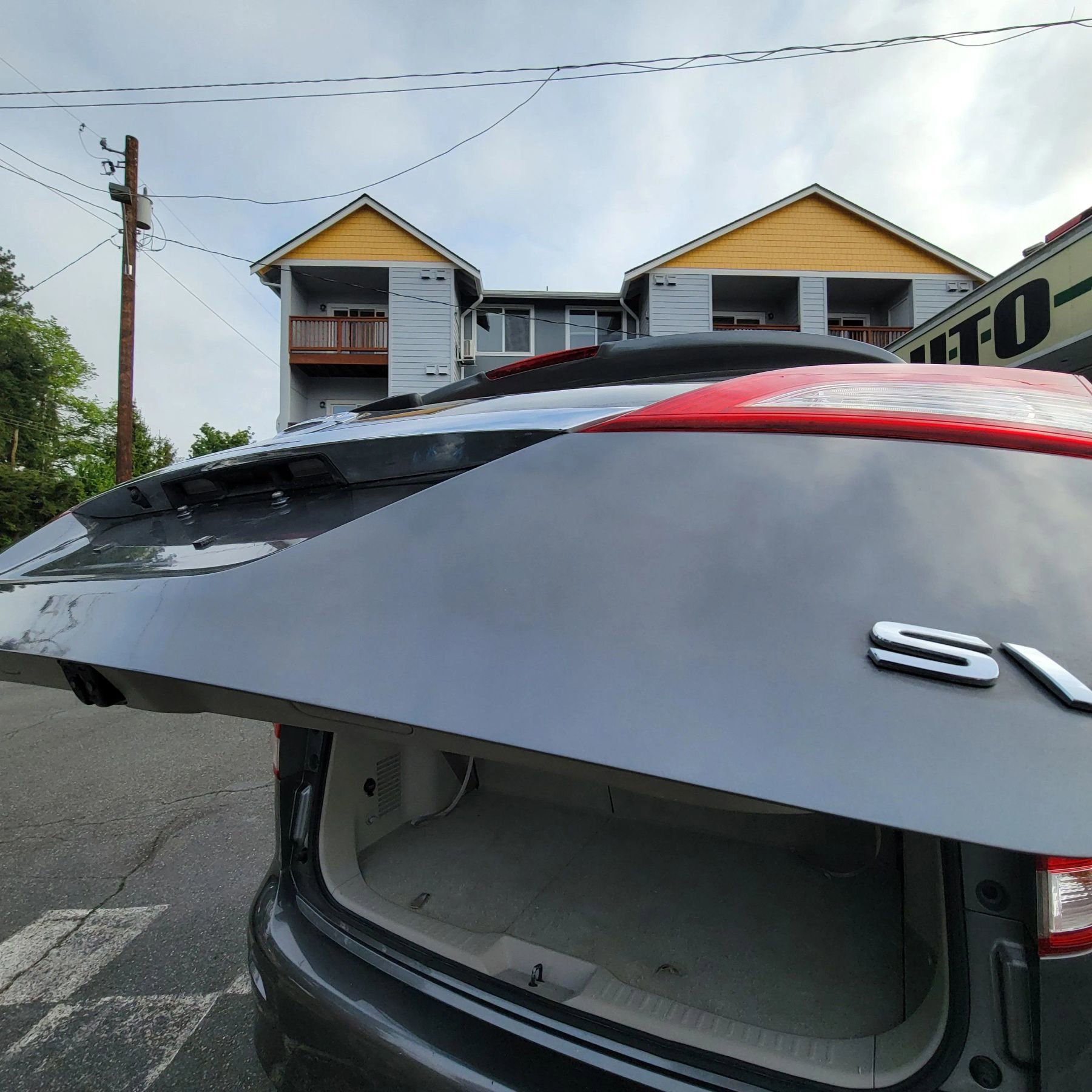 Used 2016 Nissan Quest SV image 25