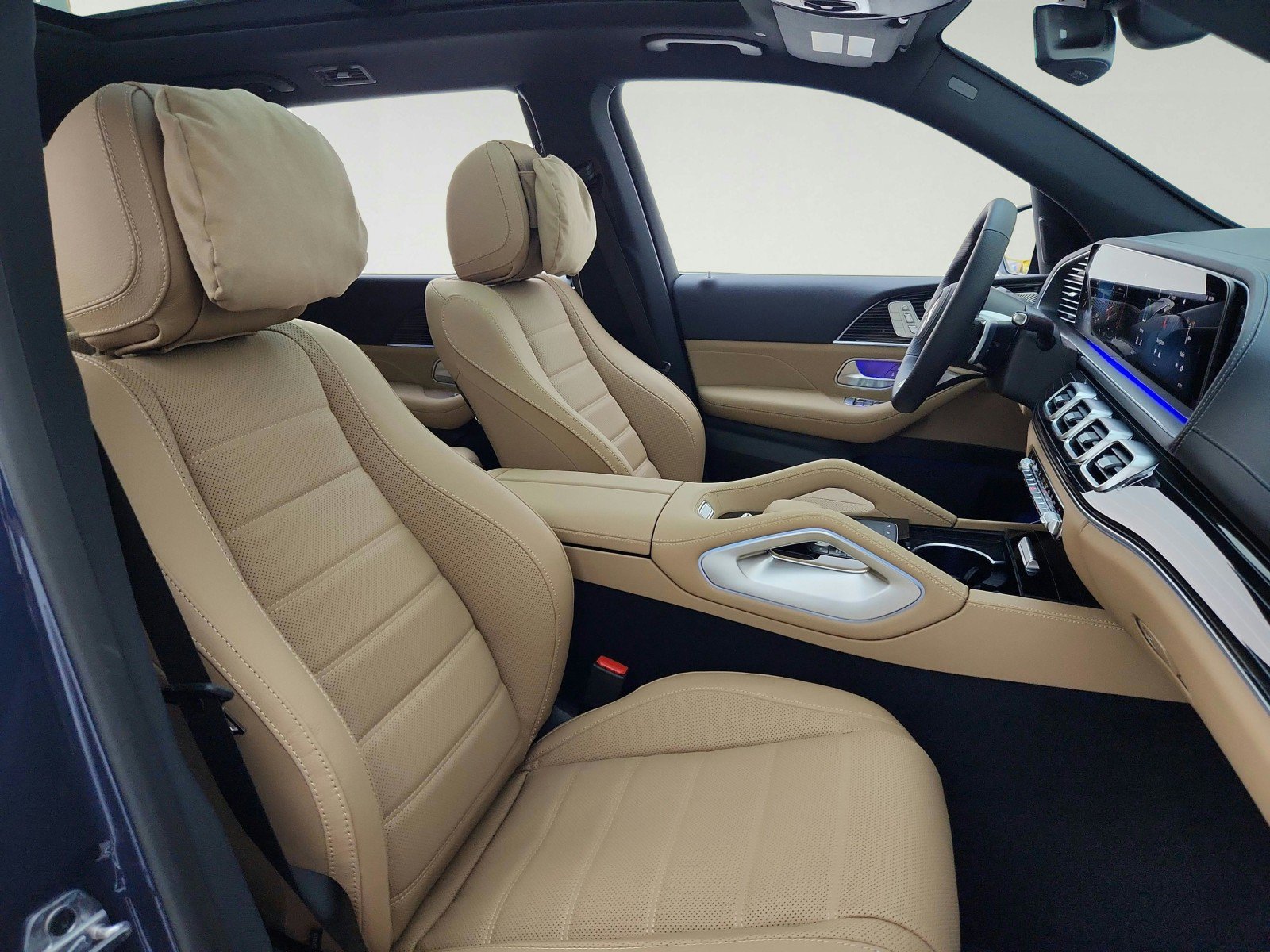 New 2026 Mercedes-Benz GLS 450 4MATIC image 28