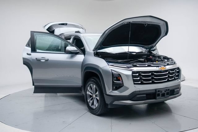 Used 2025 Chevrolet Equinox LT w/ Convenience Package II FWD image 16