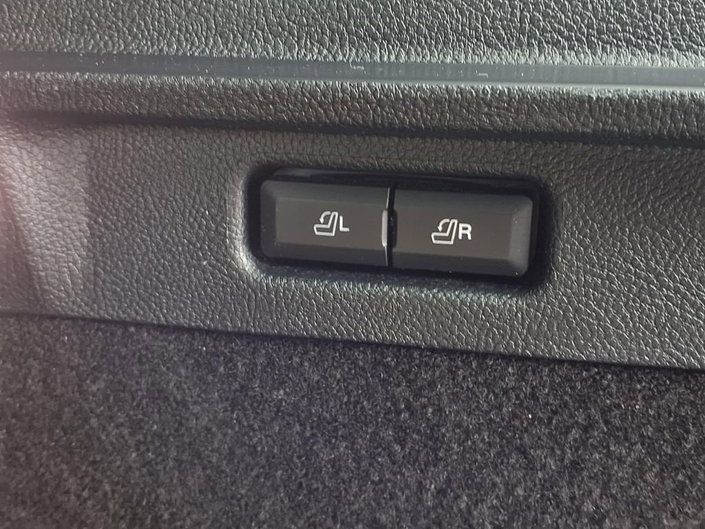 Used 2022 Lincoln Corsair AWD w/ Equipment Group 101A image 22