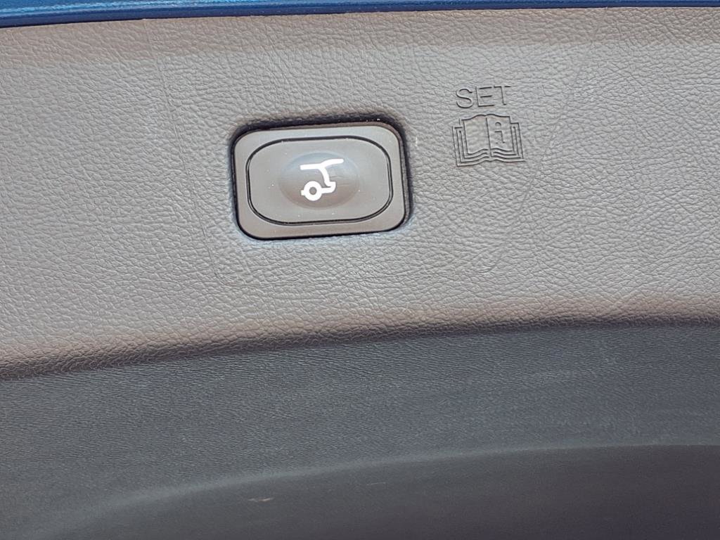 Used 2023 Ford Edge SEL w/ Convenience Package image 21