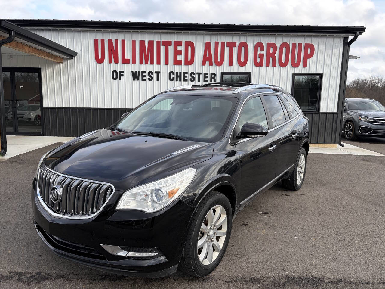 Used 2017 Buick Enclave Premium w/ Experience Buick Package image 1