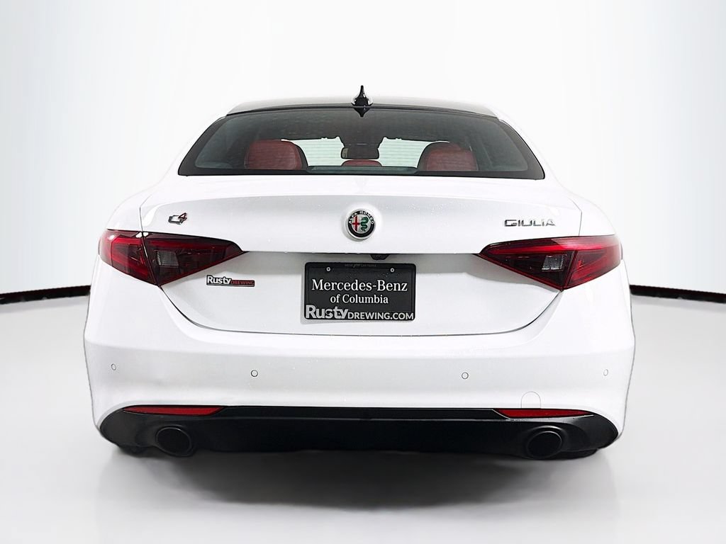 Used 2022 Alfa Romeo Giulia Sprint AWD/4WD image 6