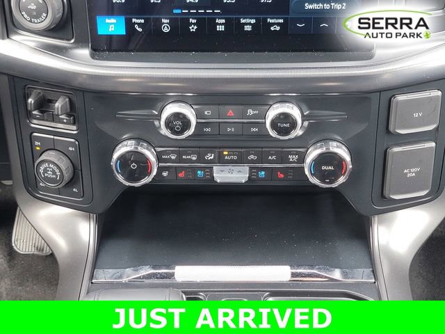 Used 2025 Ford F150 Lariat w/ Equipment Group 501A Mid image 22