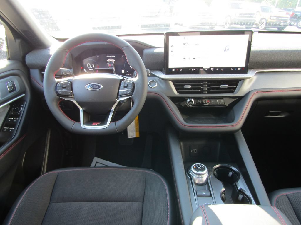 New 2026 Ford Explorer ST w/ Sun And Sound Package AWD/4WD image 4