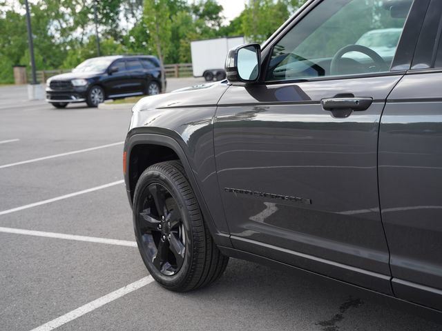 New 2026 Jeep Grand Cherokee L Limited w/ Limited Altitude Package AWD/4WD image 37