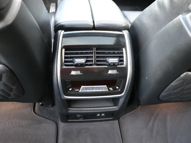 Used 2023 BMW X7 M60i w/ Executive Package AWD/4WD image 18
