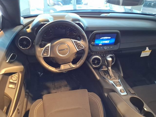 Used 2023 Chevrolet Camaro LT w/ Technology Package RWD image 19