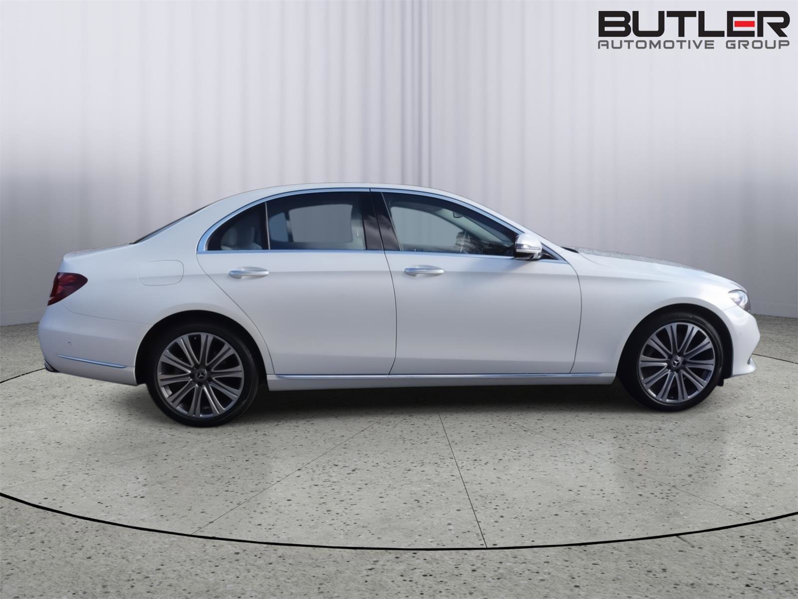 Used 2018 Mercedes-Benz E 300 image 8