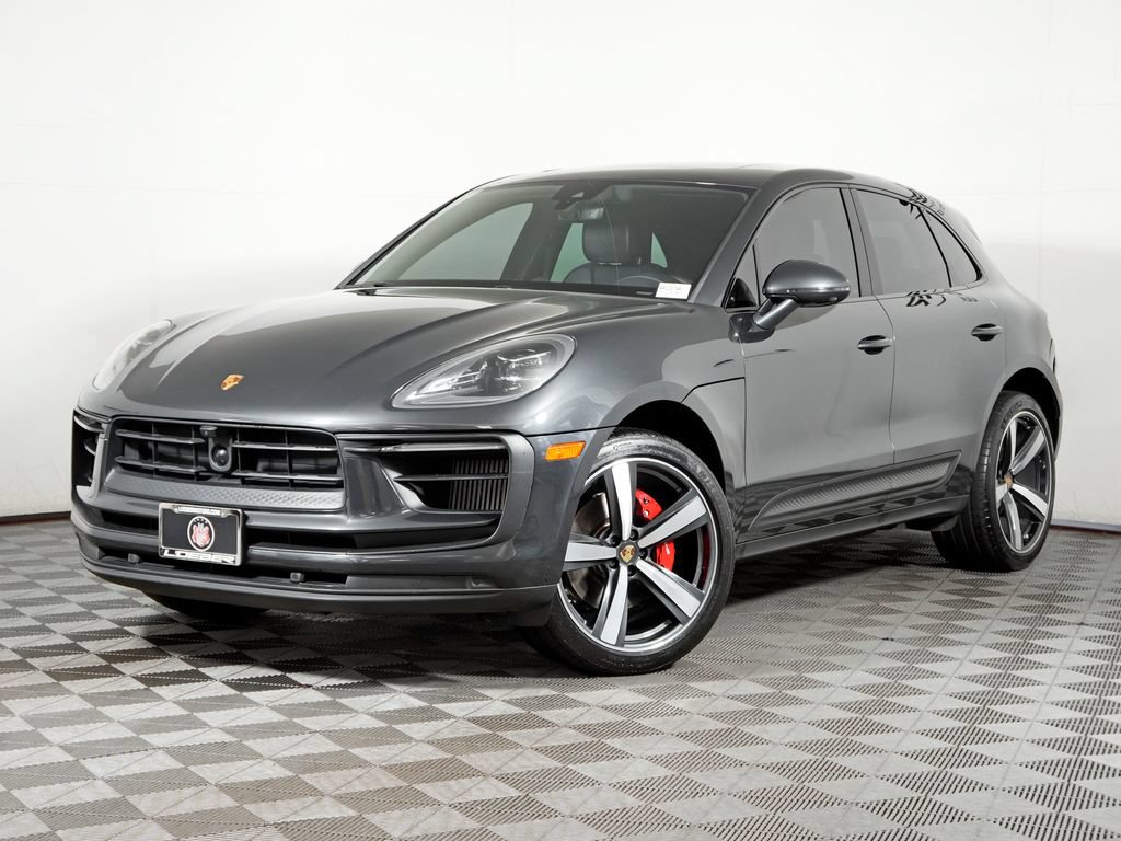 Certified 2023 Porsche Macan S AWD/4WD image 1