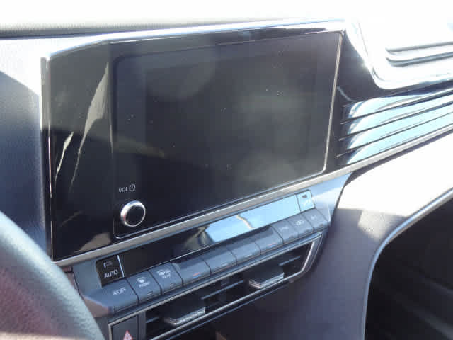 Used 2026 Toyota Camry LE AWD/4WD image 10