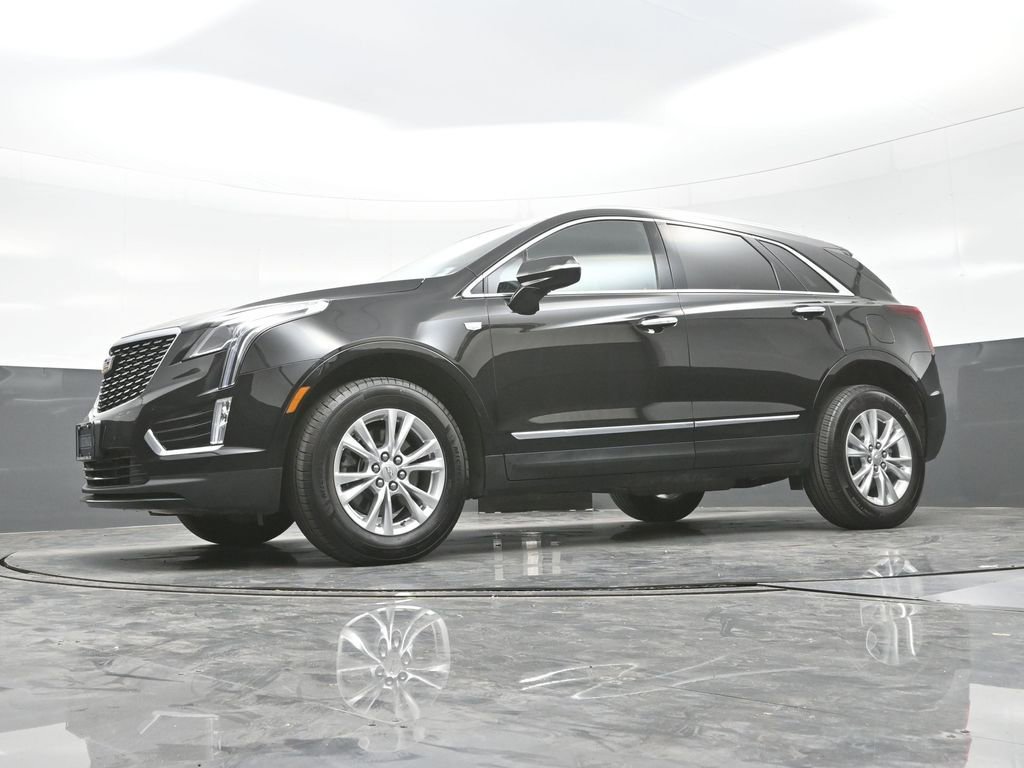 Certified 2025 Cadillac XT5 Luxury w/ LPO, Floor Liner Package AWD/4WD image 27