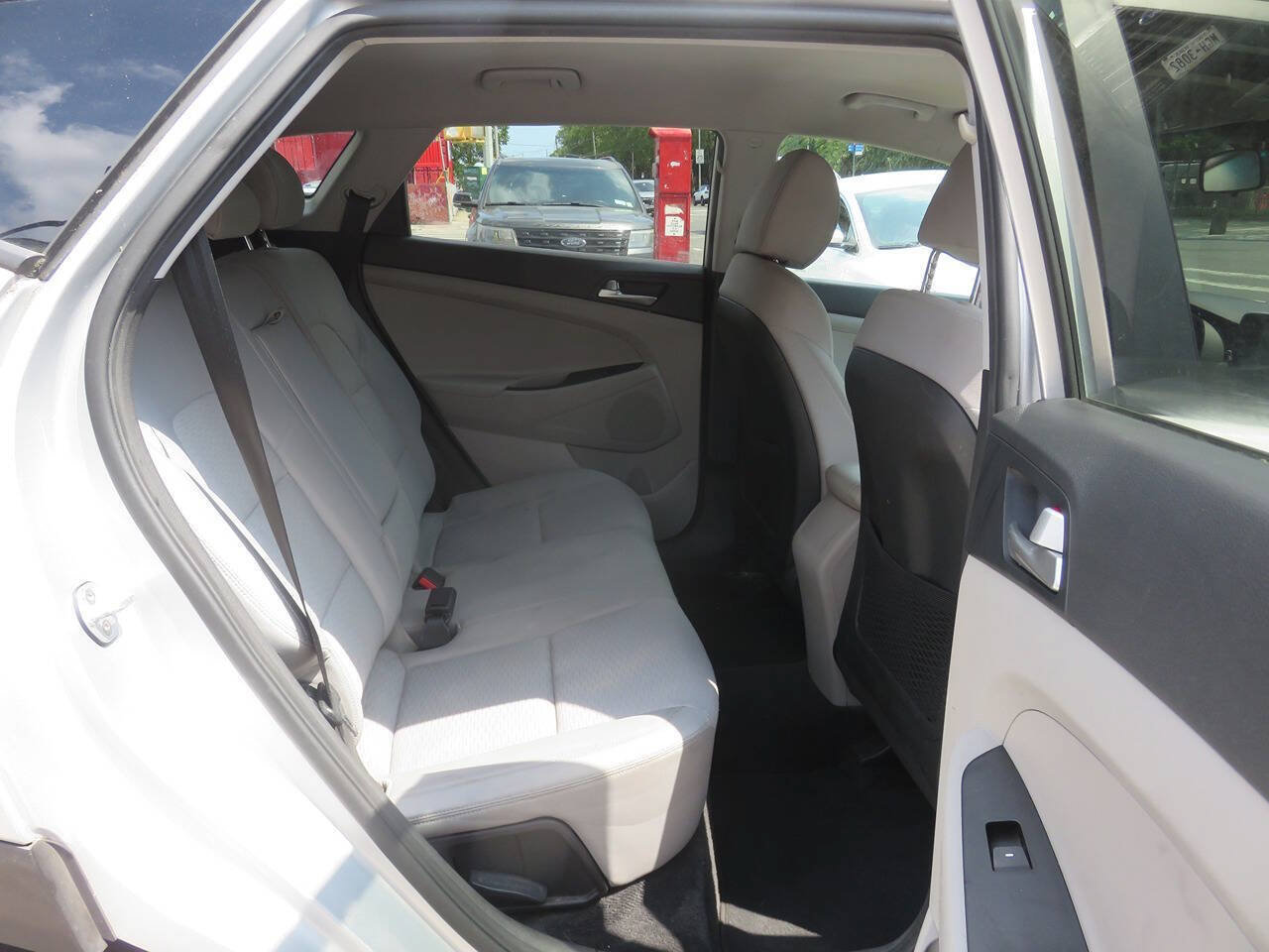 Used 2019 Hyundai Tucson SE AWD/4WD image 20