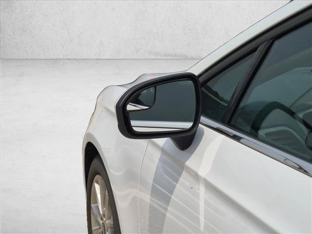Used 2017 Ford Fusion SE FWD image 19