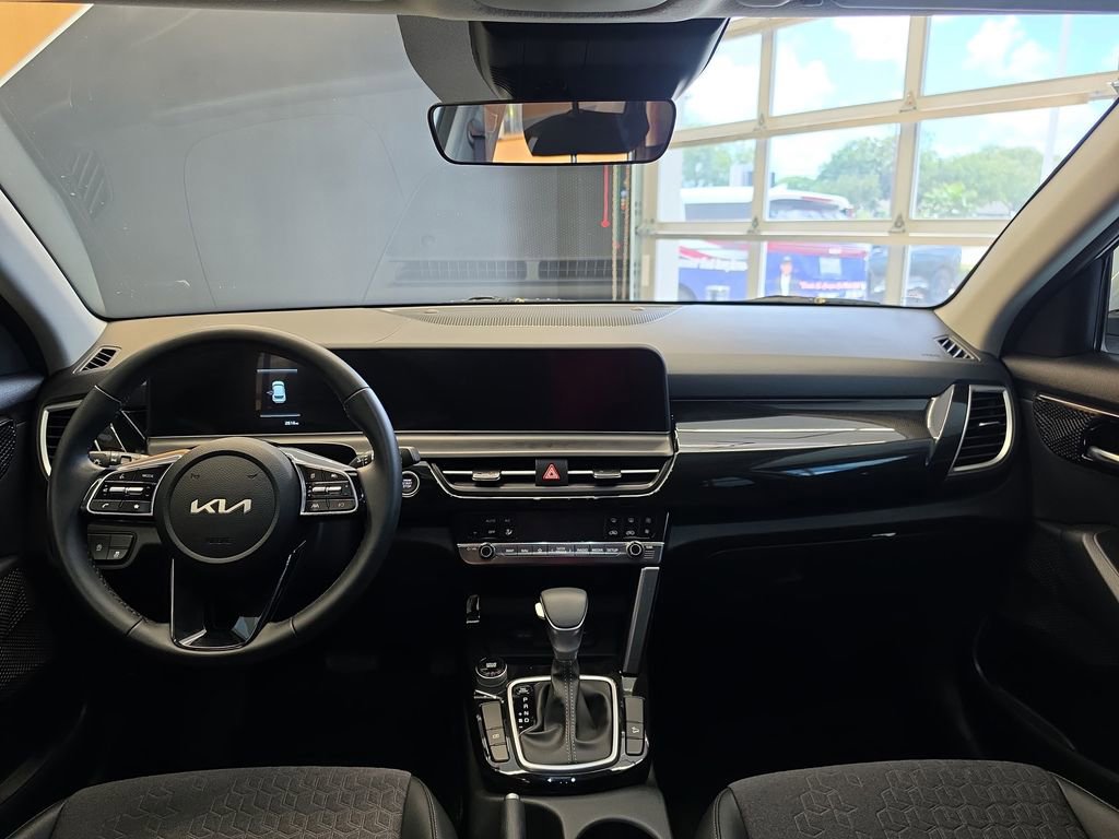 Certified 2026 Kia Seltos S FWD image 19