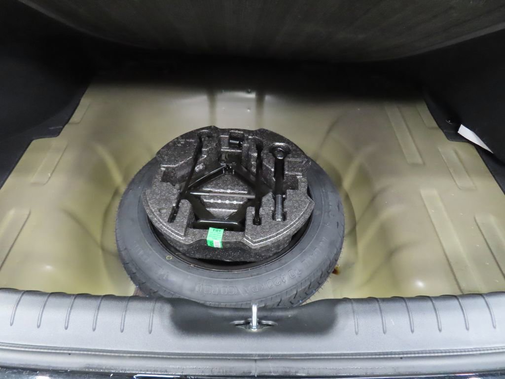 Used 2024 Hyundai Elantra SEL FWD image 37