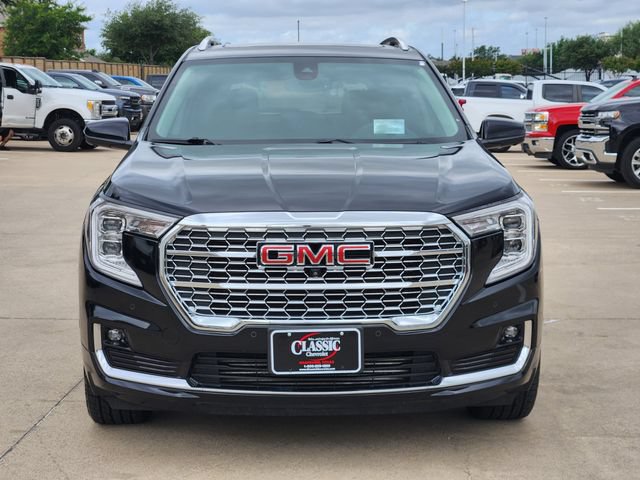 Used 2024 GMC Terrain Denali w/ Black Diamond Edition AWD/4WD image 11