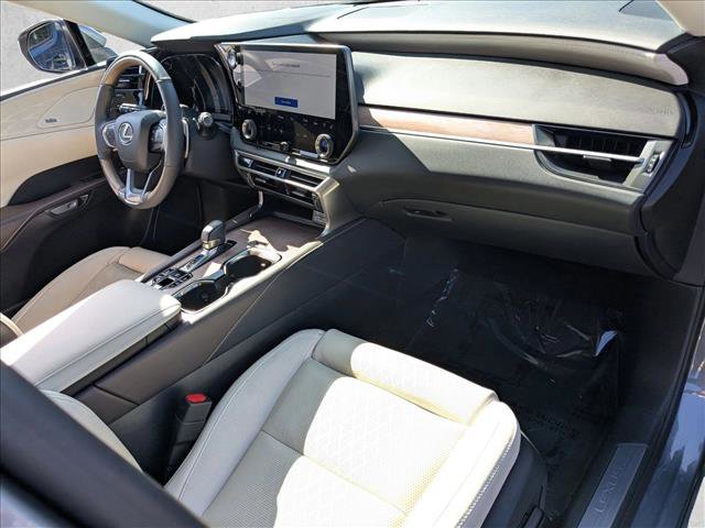 Used 2023 Lexus RX 350 w/ Luxury Package image 23