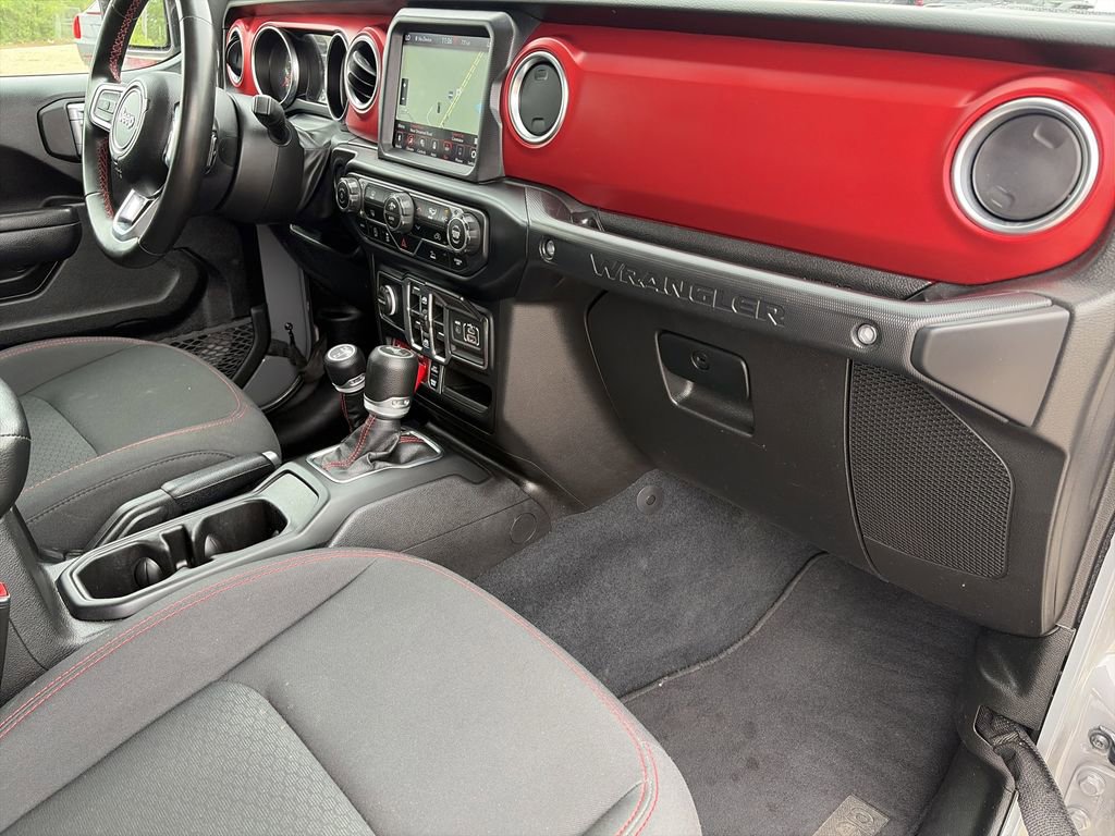 Used 2022 Jeep Wrangler Unlimited Rubicon AWD/4WD image 34