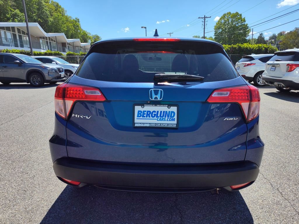 Used 2017 Honda HR-V EX image 5