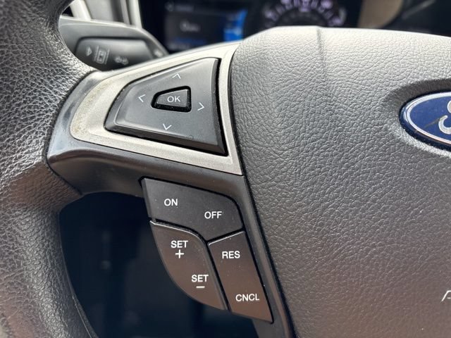 Used 2020 Ford Fusion SE FWD image 21