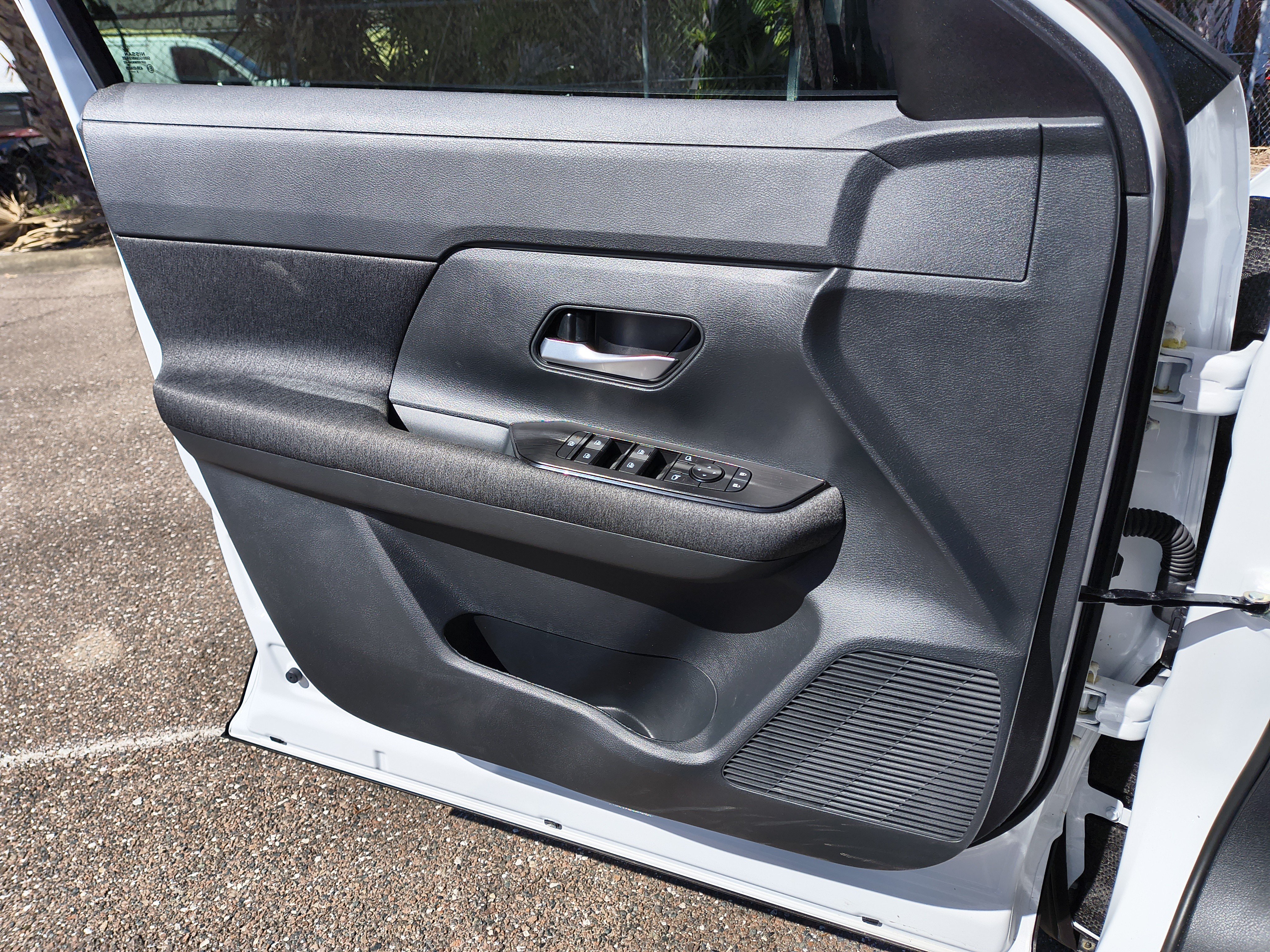 Certified 2026 Nissan Kicks SV FWD image 24