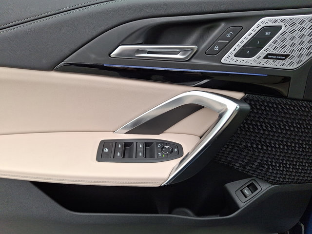 Certified 2025 BMW X1 xDrive28i w/ Premium Package image 13